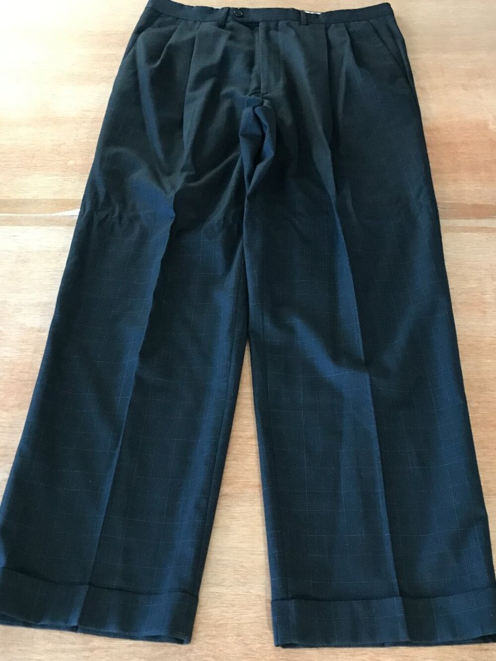 Santorelli 100% Wool Como 2 Dress Pants Men 35x29 Black Plaid High Rise Pleated
